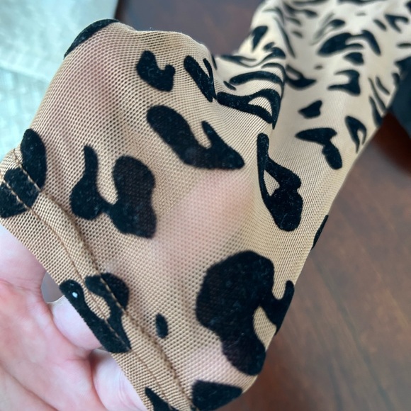 Leopard Print Kids One Piece - Picture 7 of 9